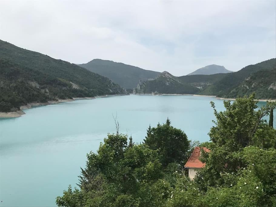 La Maison Des Pins Saint-Julien-du-Verdon Esterno foto